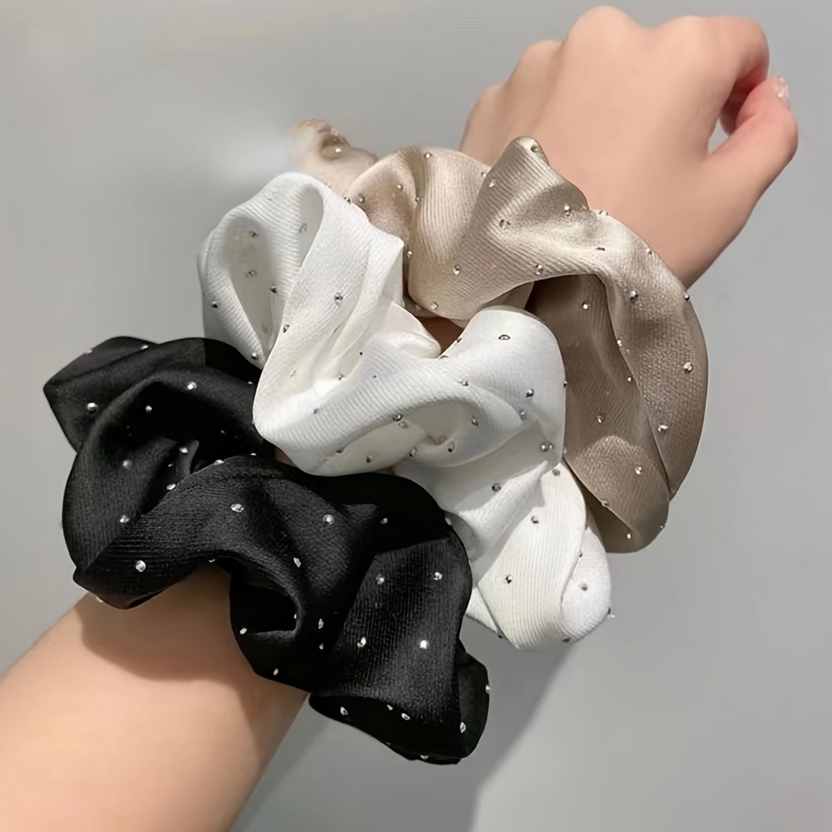 1-3 buah ikat rambut Satin den - Travel Accessories Aesthetic ulasan dan harga